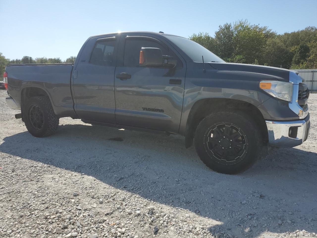 2015 Toyota Tundra - Image 4