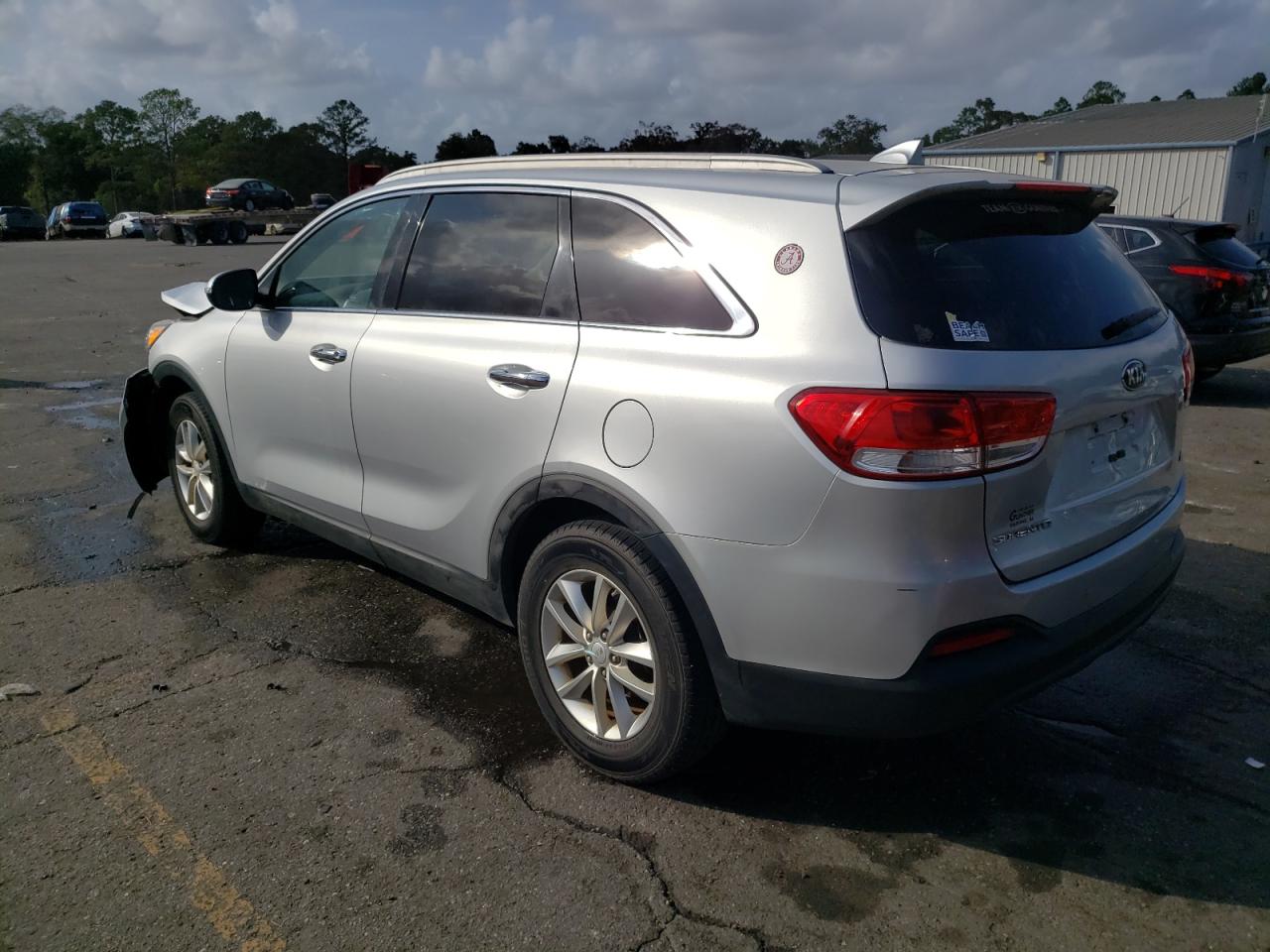 2016 Kia Sorento - Image 2