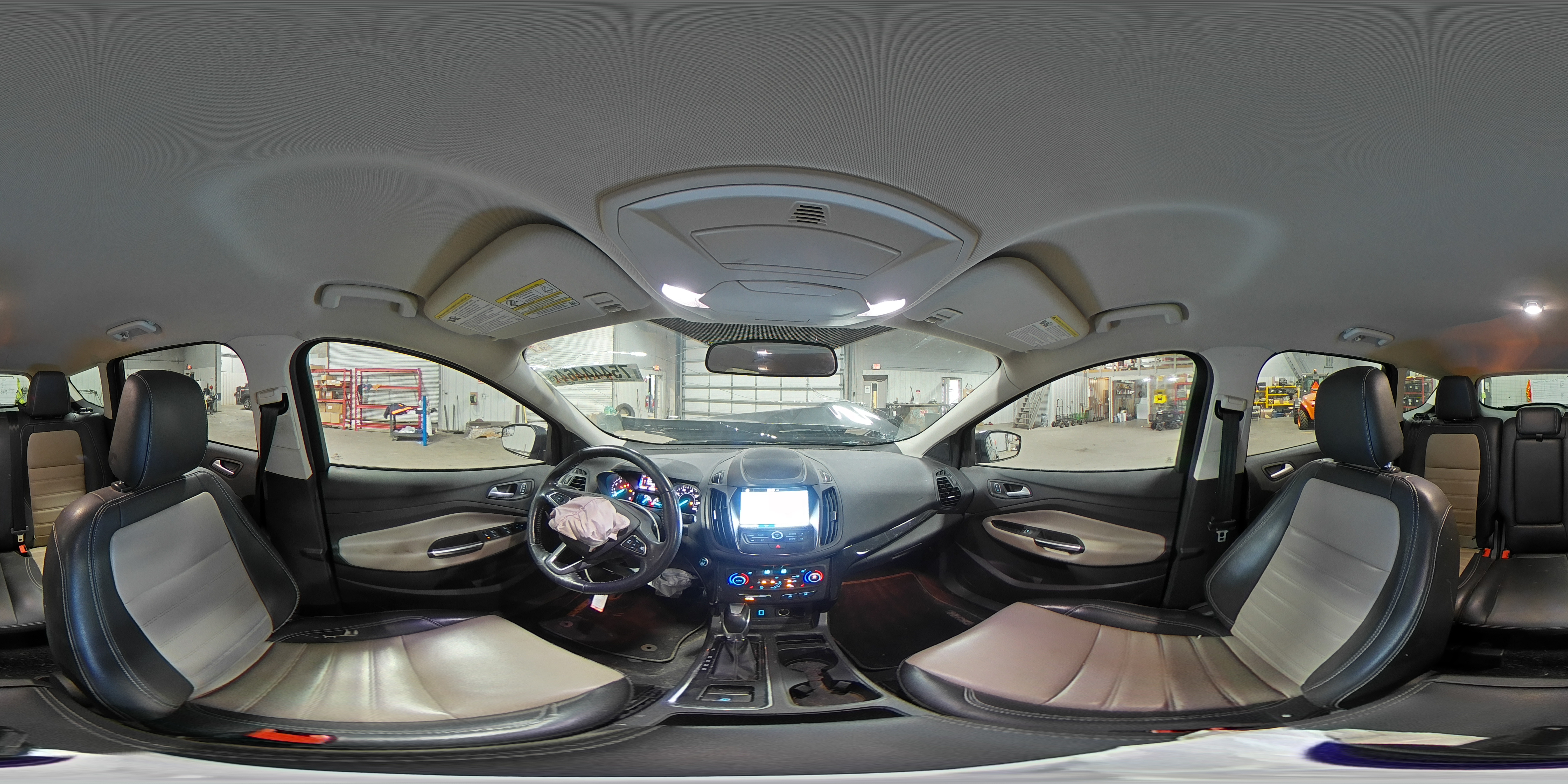 2019 Ford Escape - Image 14