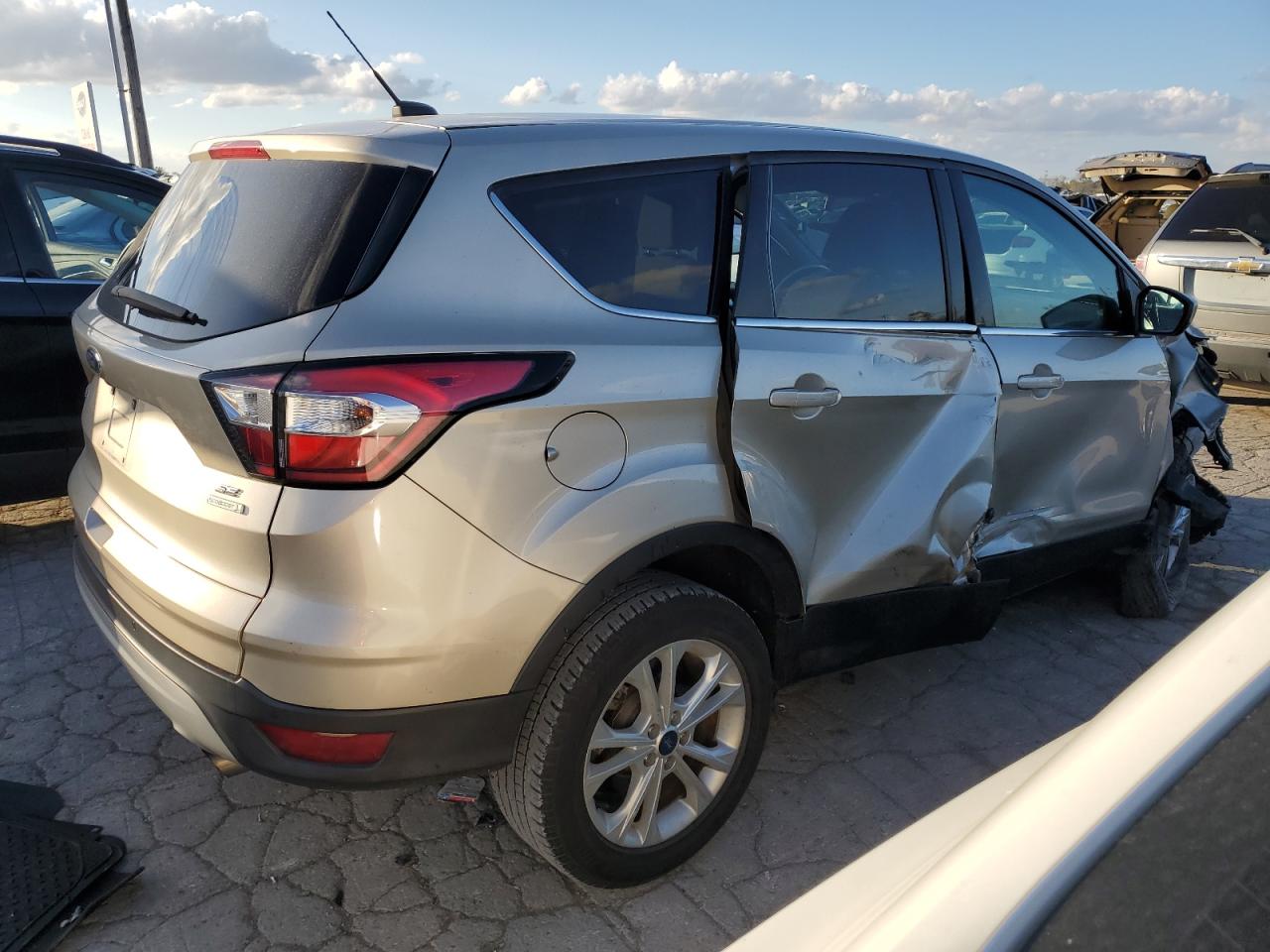 2017 Ford Escape - Image 3