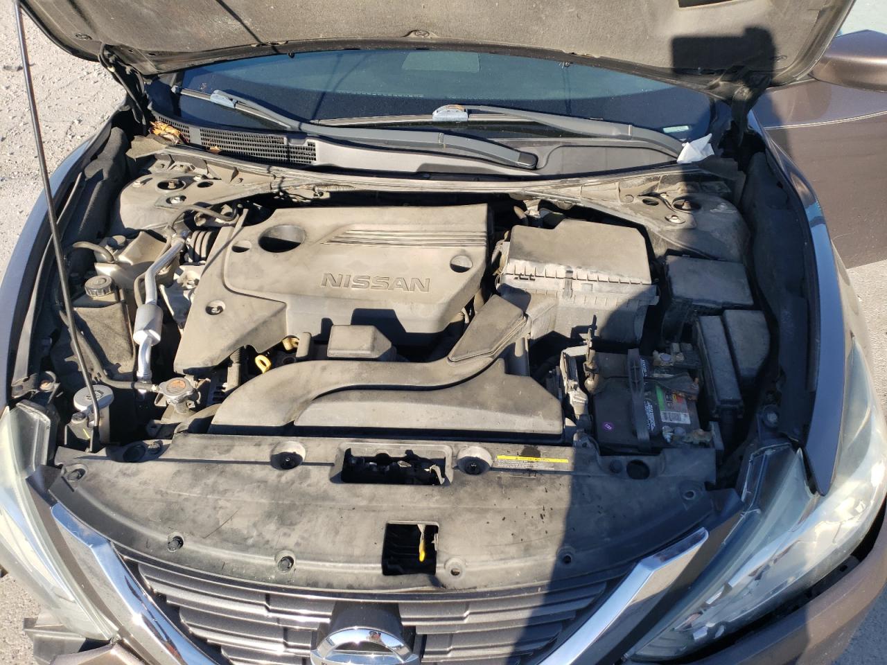 2016 Nissan Altima - Image 12