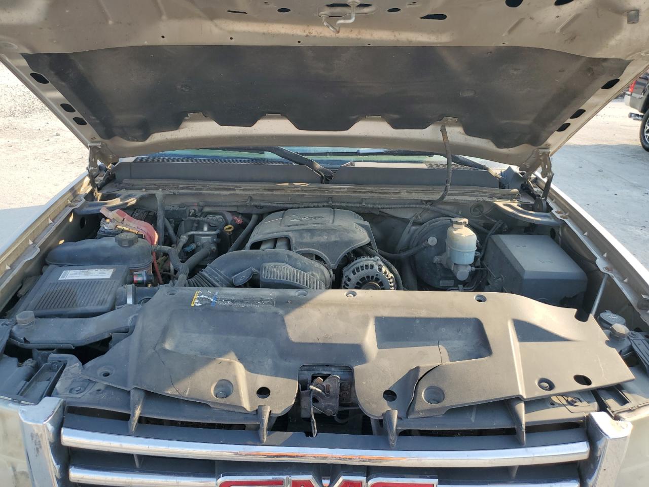 2007 GMC Sierra - Image 12