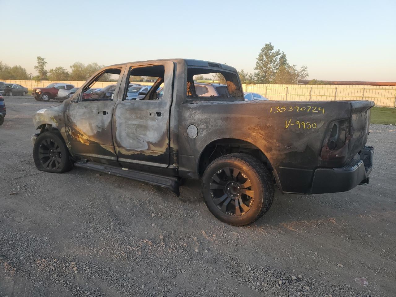 2015 RAM 1500 - Image 2