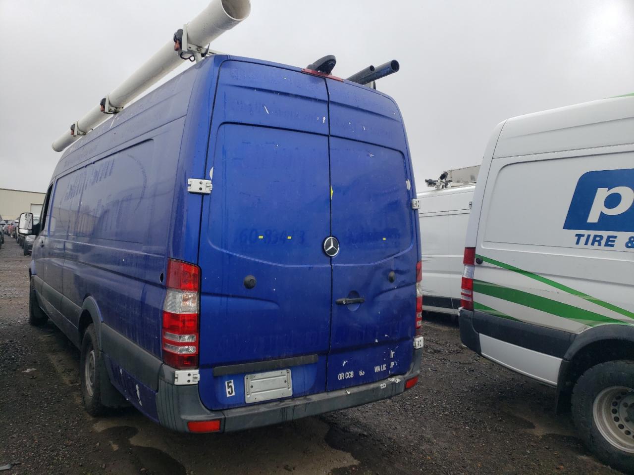 VIN WD3PE8DC6E5921632 2014 MERCEDES-BENZ SPRINTER no.2