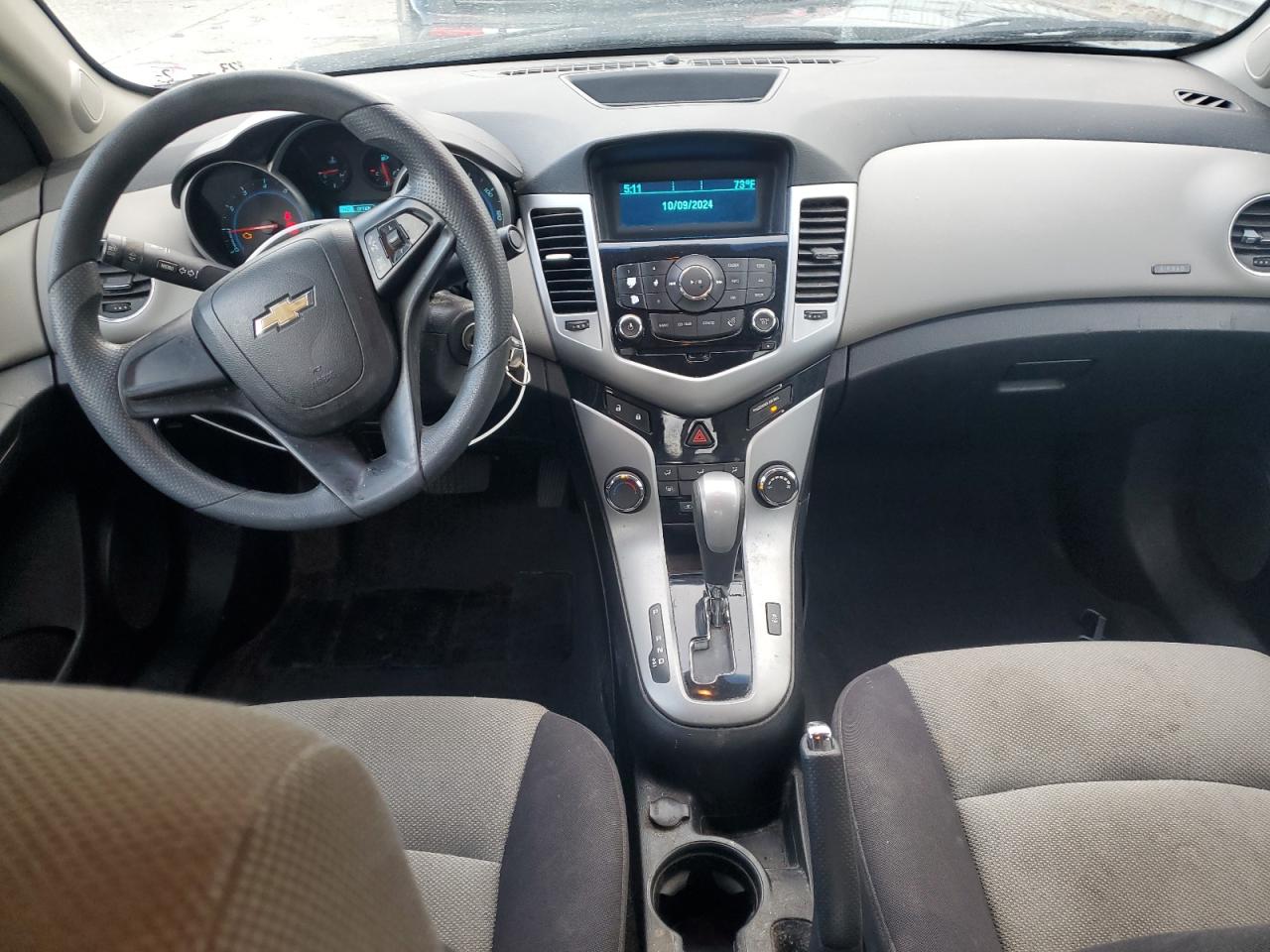 2013 Chevrolet Cruze - Image 8