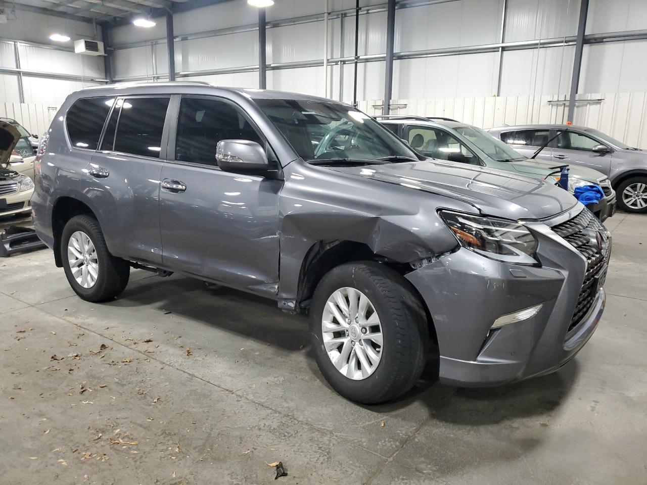 2021 Lexus GX - Image 4
