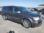 2016 Chrysler Town & Country Touring L zu verkaufen in Grand Prairie, TX - Side