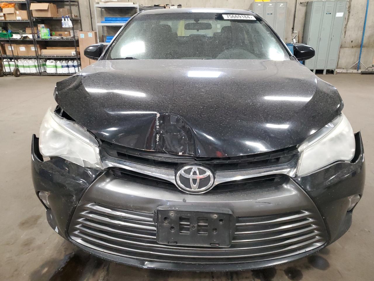 2016 Toyota Camry - Image 5