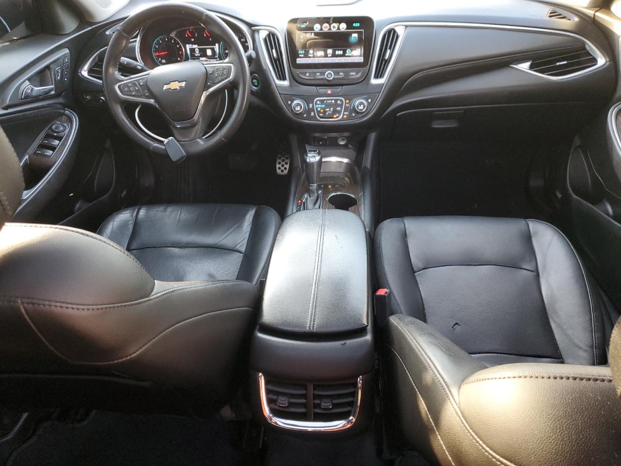 2017 Chevrolet Malibu - Image 8
