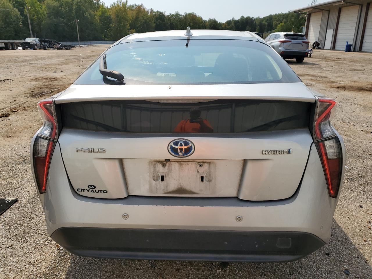 2018 Toyota Prius VIN: JTDKBRFU4J3061871 Lot: 74401604