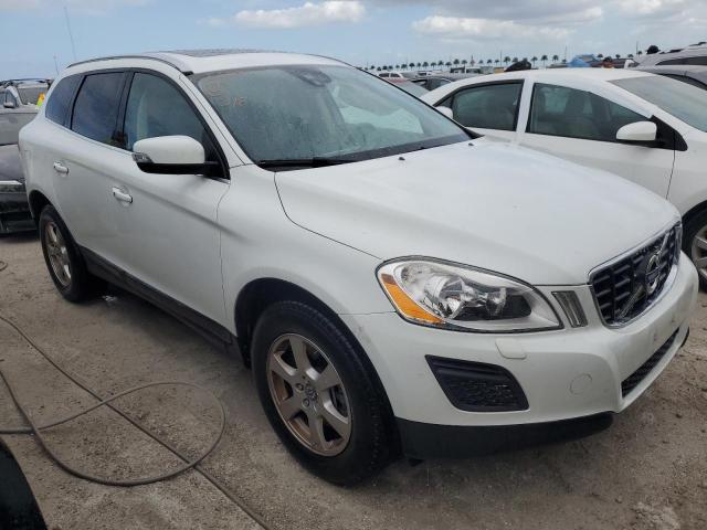  VOLVO XC60 2012 Белы