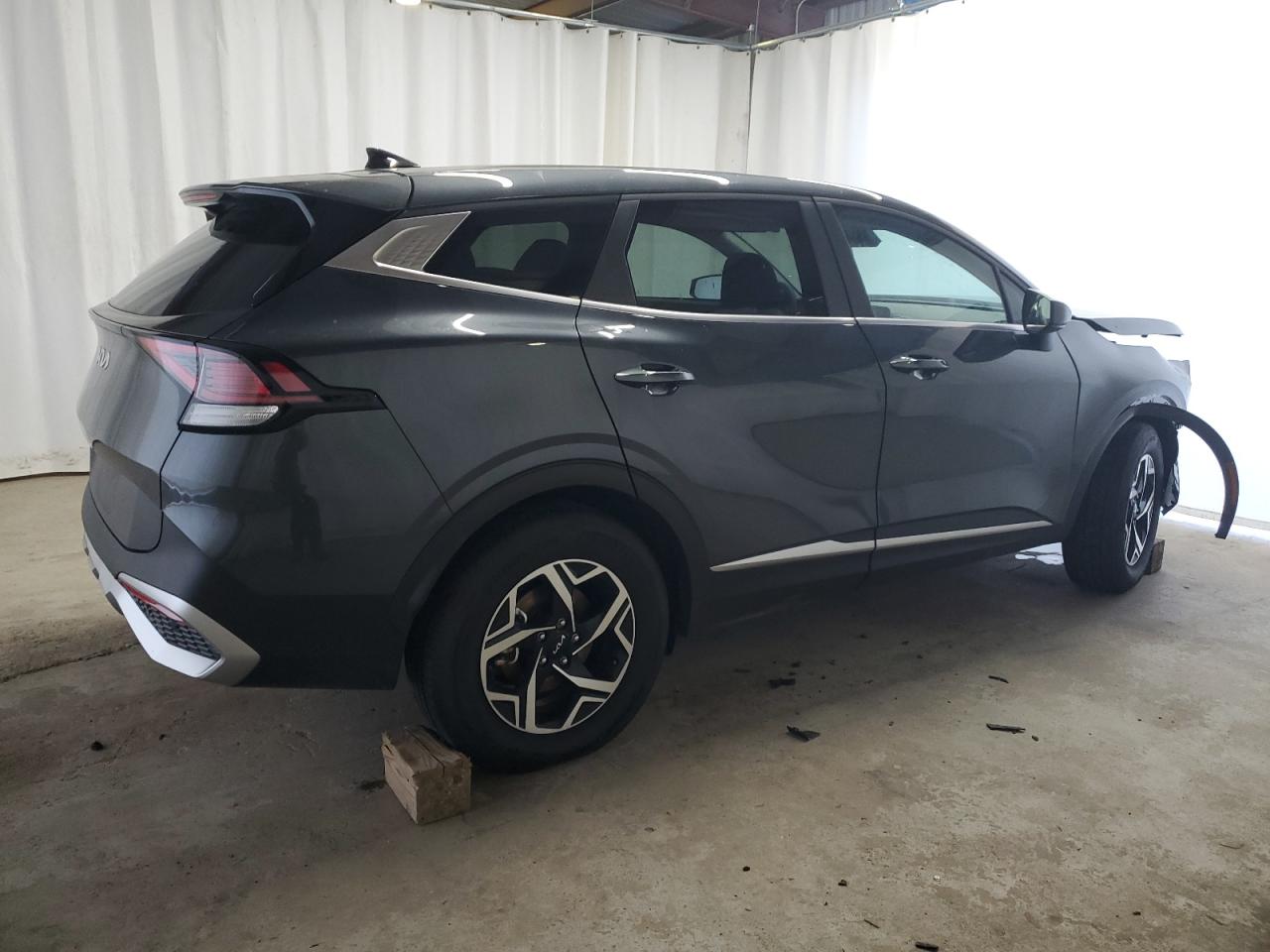 2024 Kia Sportage - Image 3