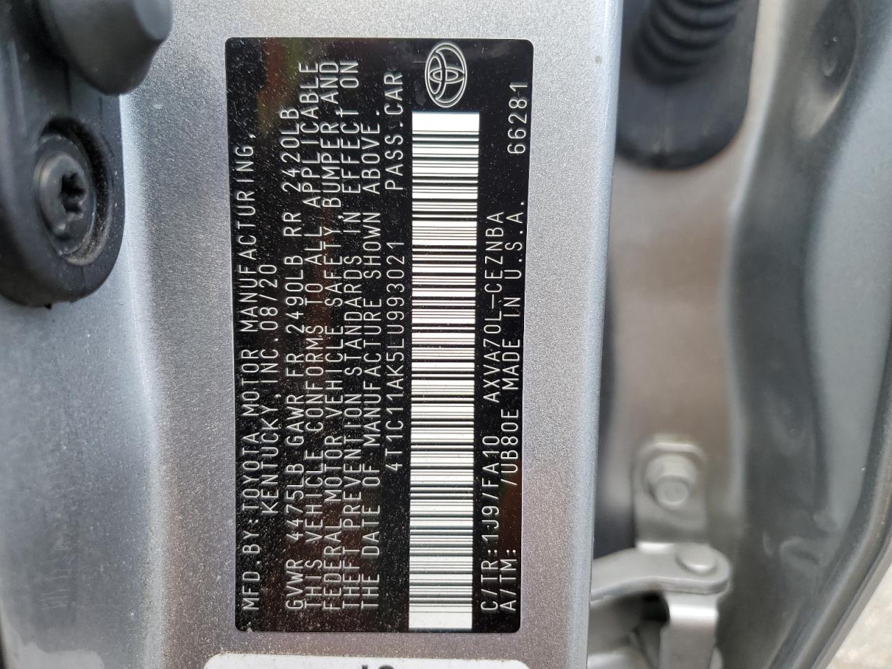 2020 Toyota Camry - Image 12