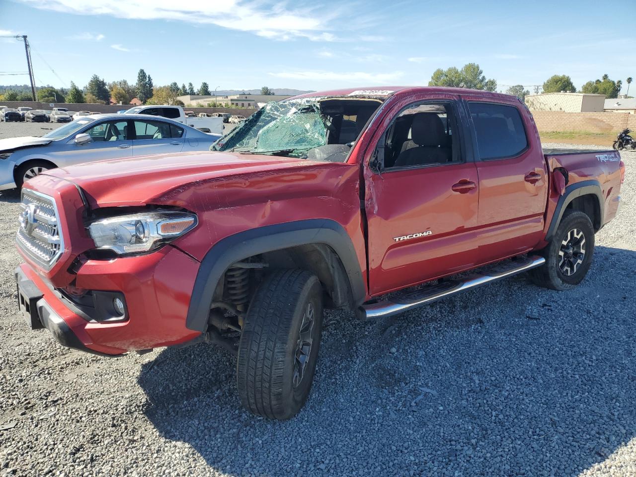 VIN 3TMAZ5CNXHM049567 2017 TOYOTA TACOMA no.1