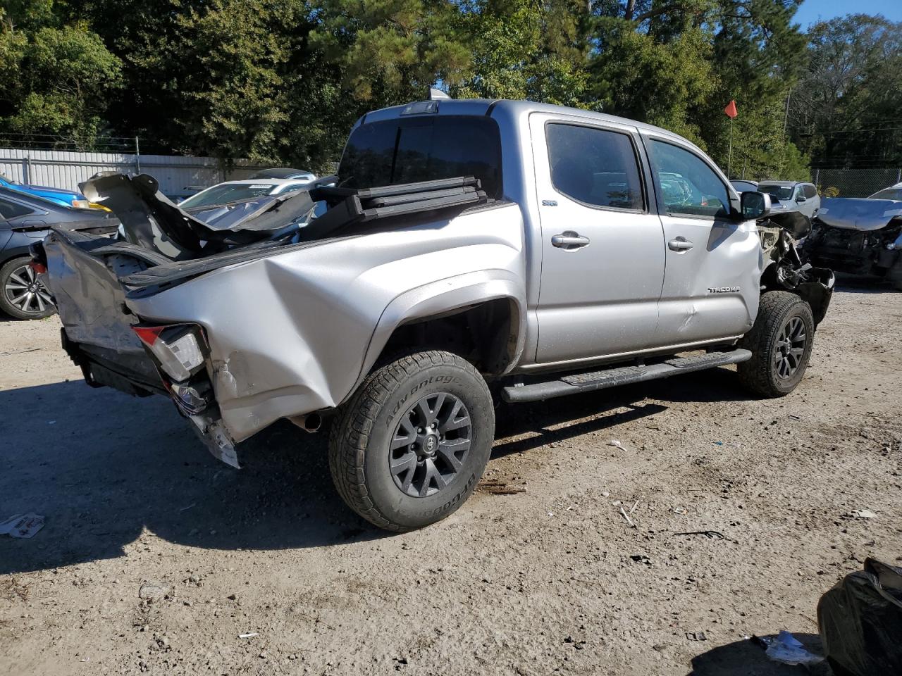 2020 Toyota Tacoma - Image 3