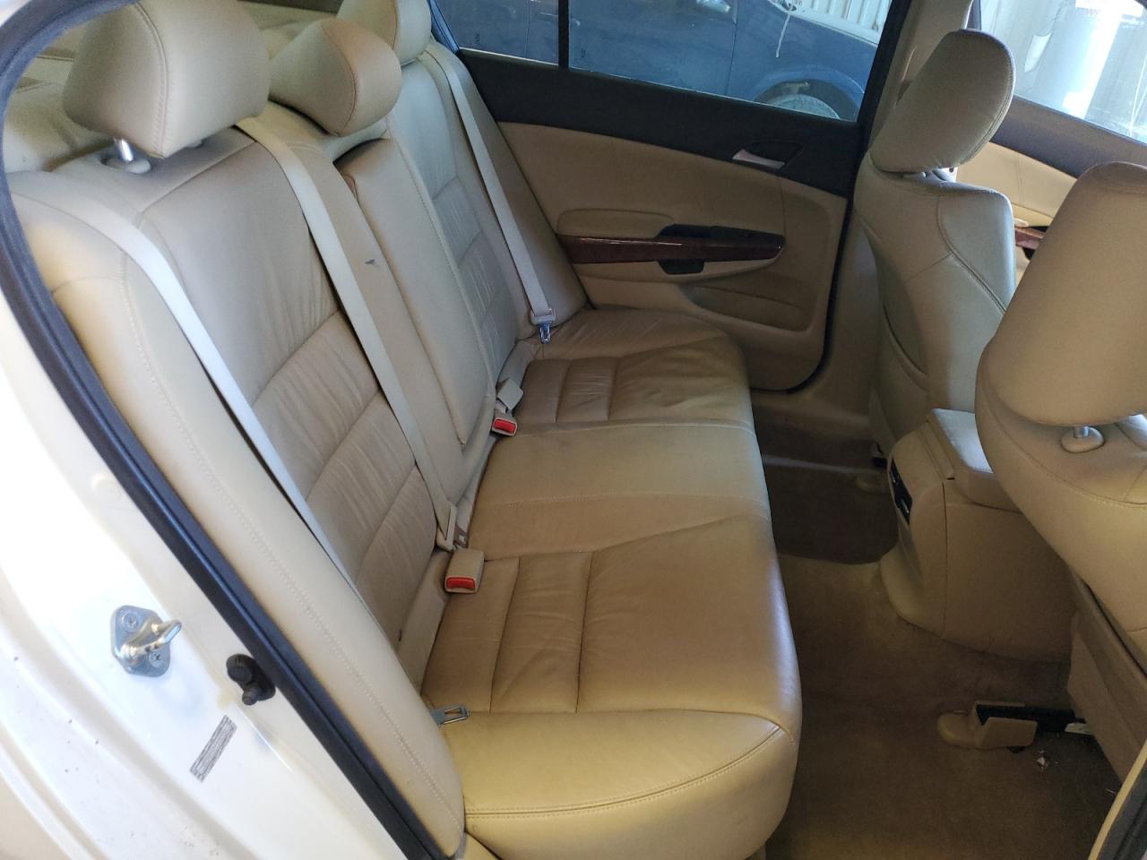 2012 Honda Accord - Image 10