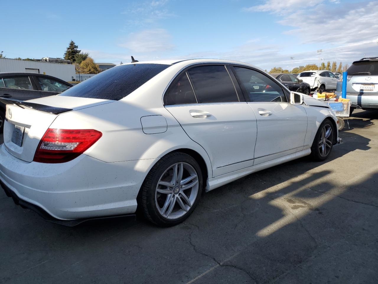 VIN WDDGF4HBXEA965224 2014 MERCEDES-BENZ C-CLASS no.3