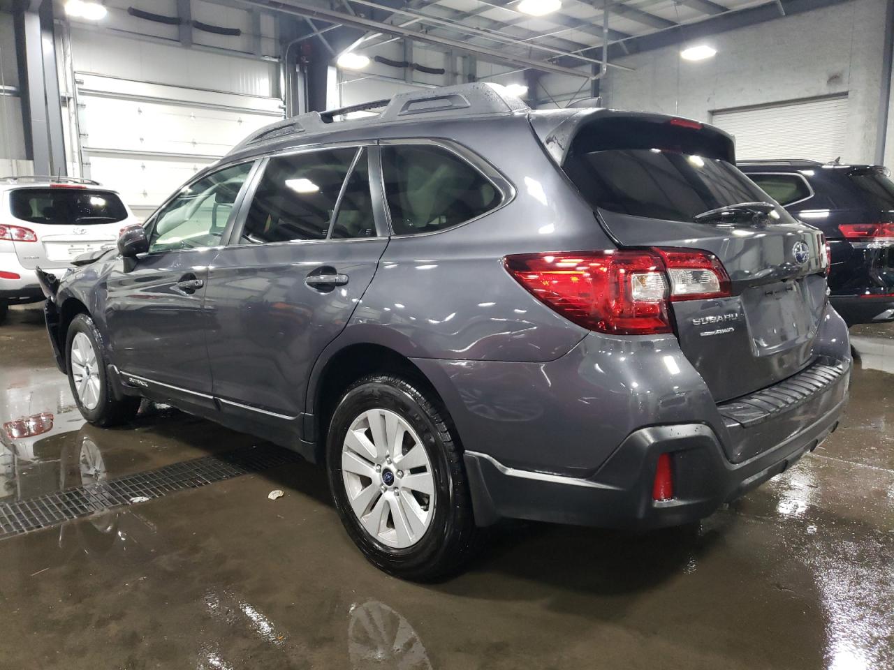 2019 Subaru Outback - Image 2