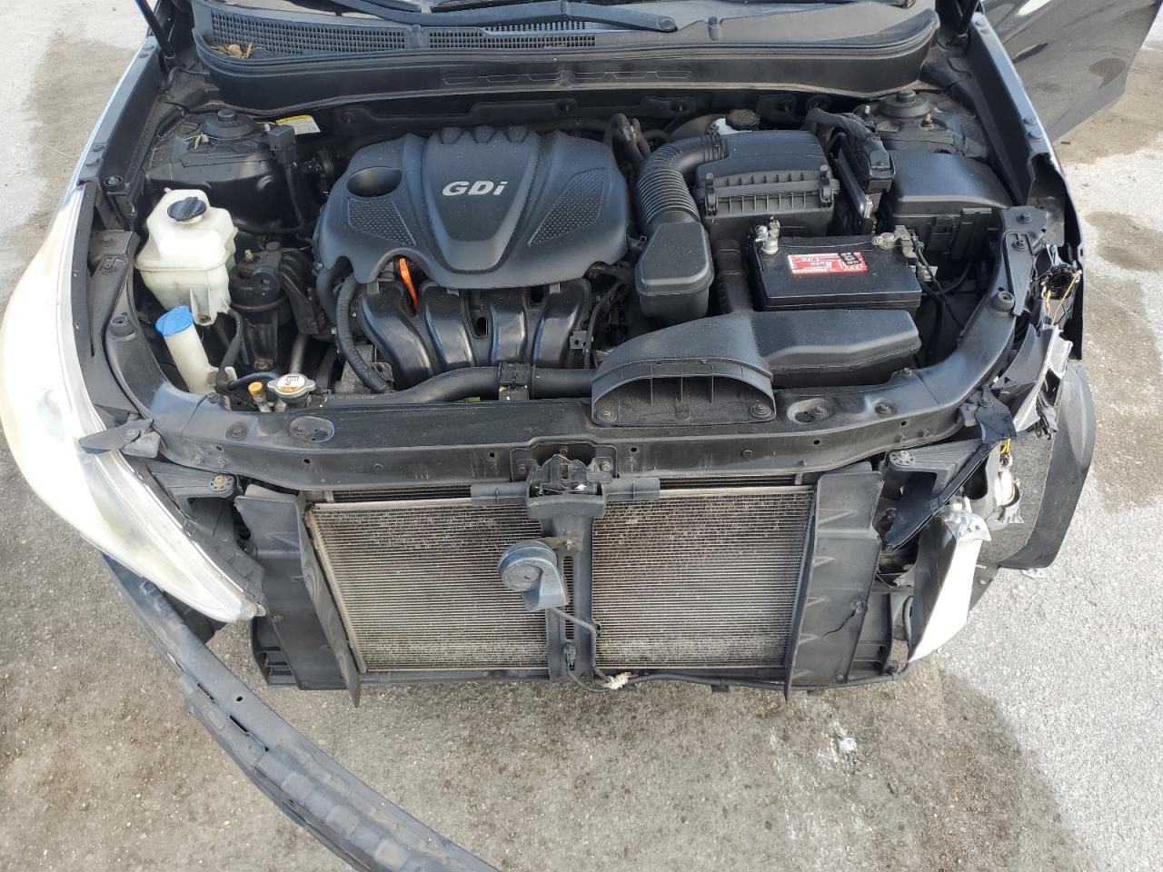 2013 Hyundai Sonata - Image 13