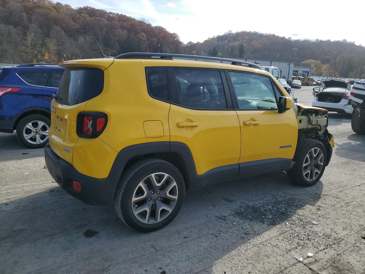 2017 Jeep Renegade - Image 3