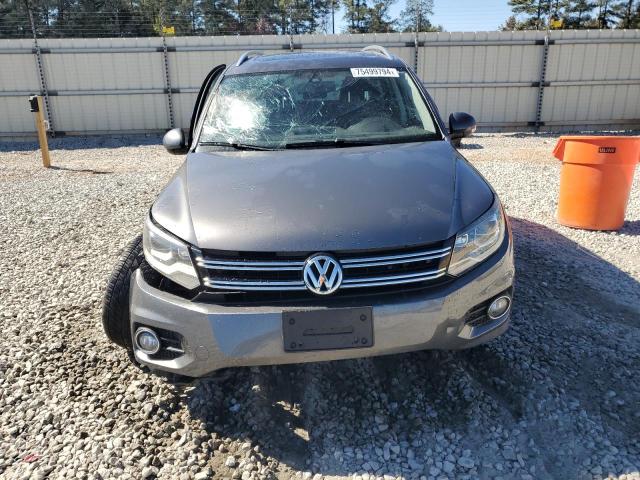  VOLKSWAGEN TIGUAN 2016 Угольный