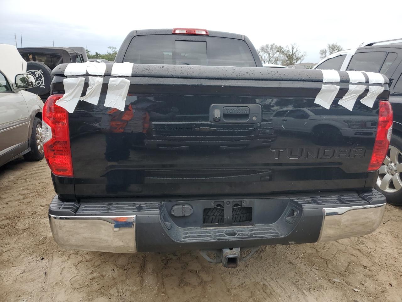 5TFUW5F19EX356670 2014 Toyota Tundra Double Cab Sr