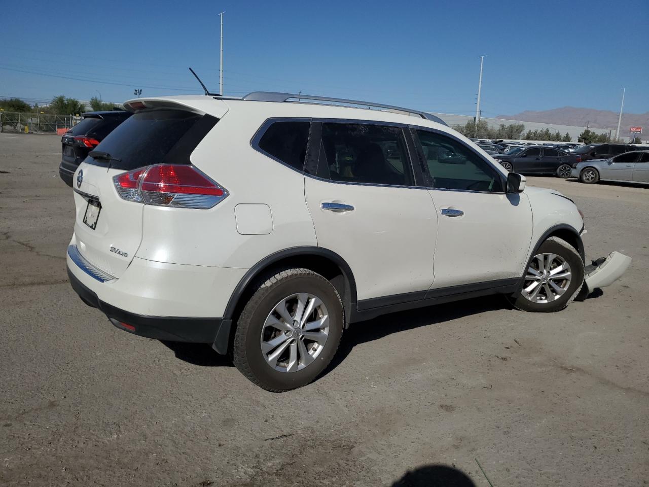 VIN KNMAT2MV5GP678127 2016 NISSAN ROGUE no.3