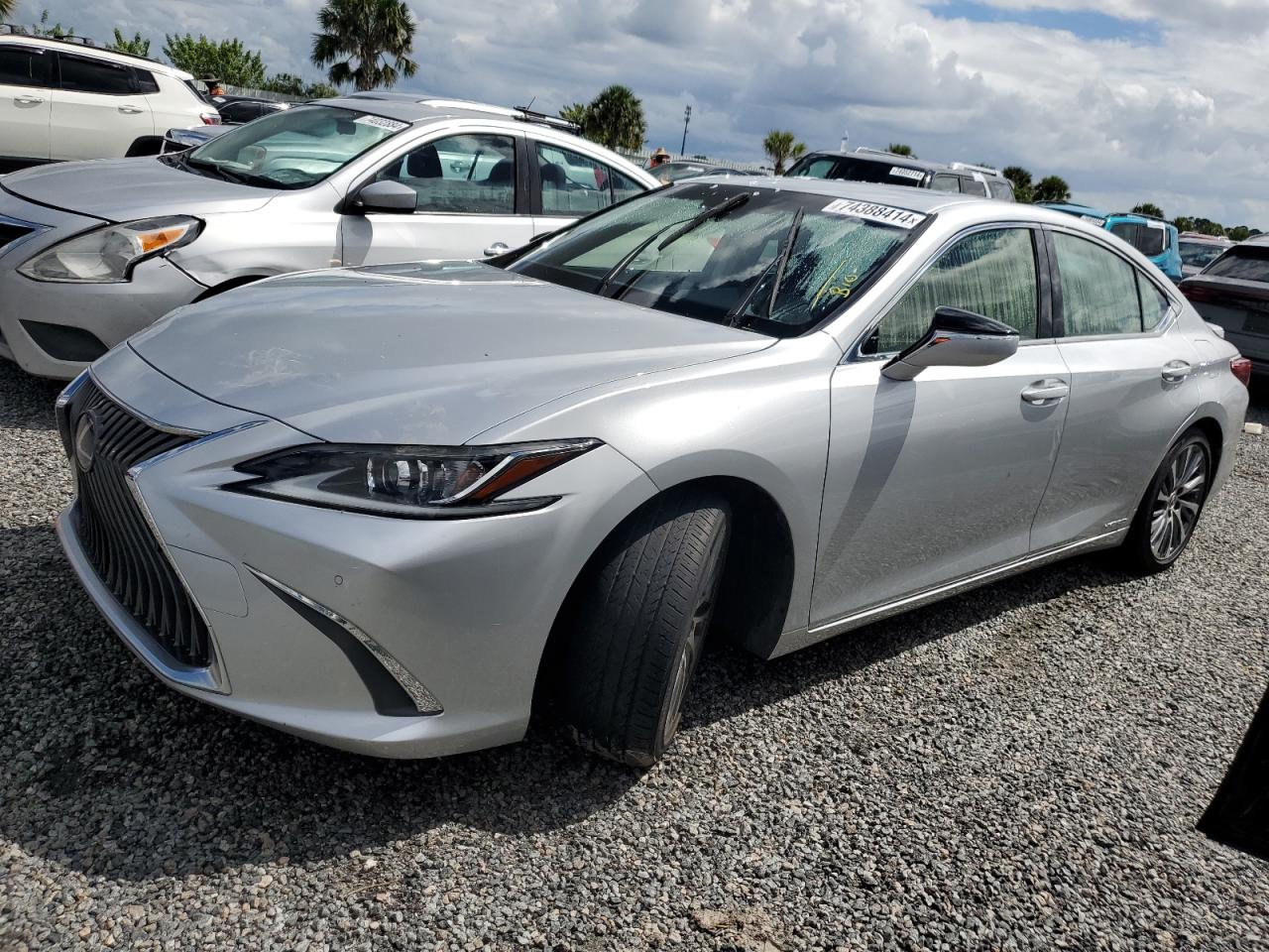 JTHB21B14K2045124 2019 LEXUS ES - Image 1