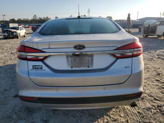  FORD FUSION 2017 Серебристый