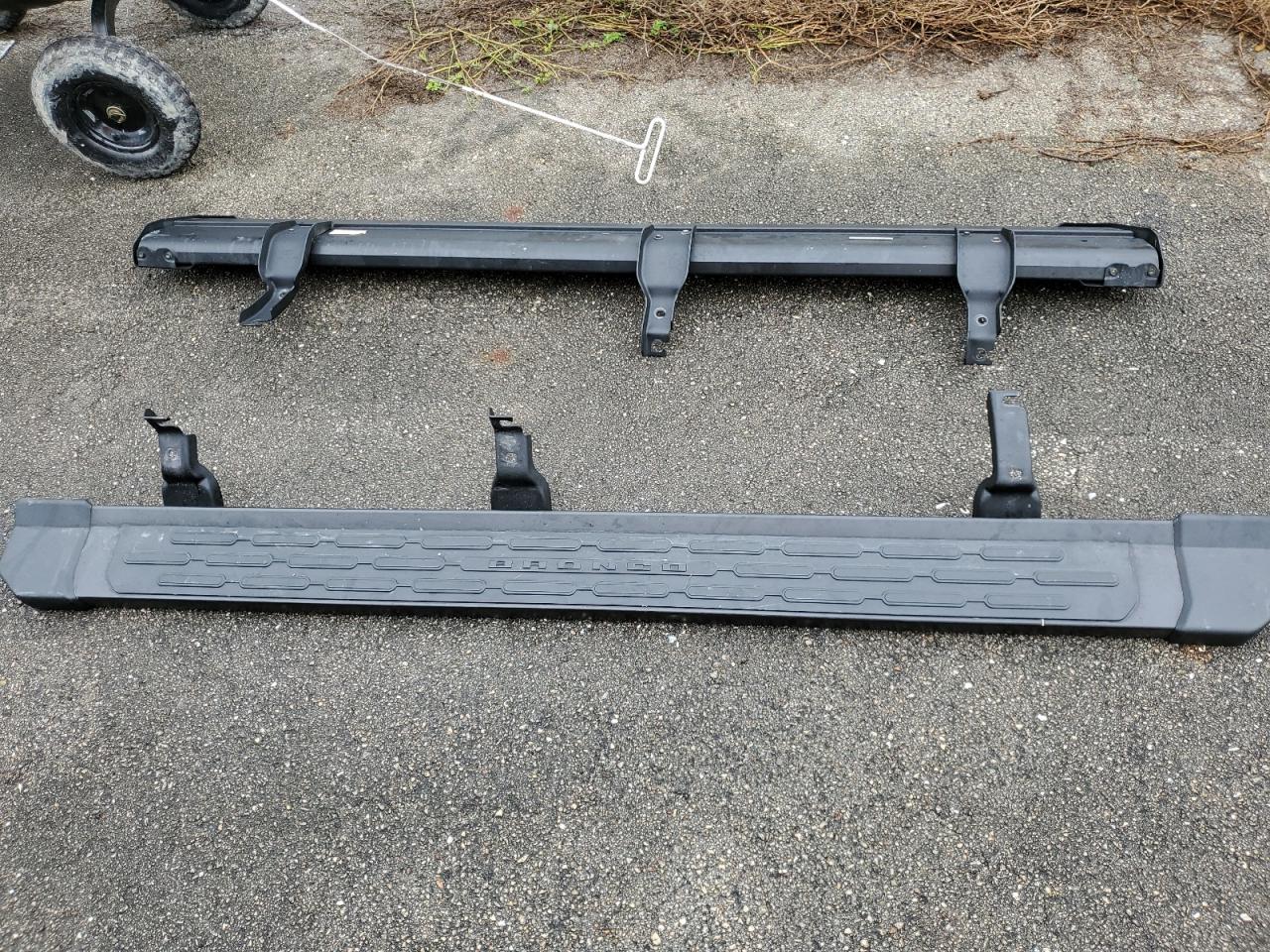 2023 Ford Bronco Base VIN: 1FMEE5DP3PLA84105 Lot: 74380334