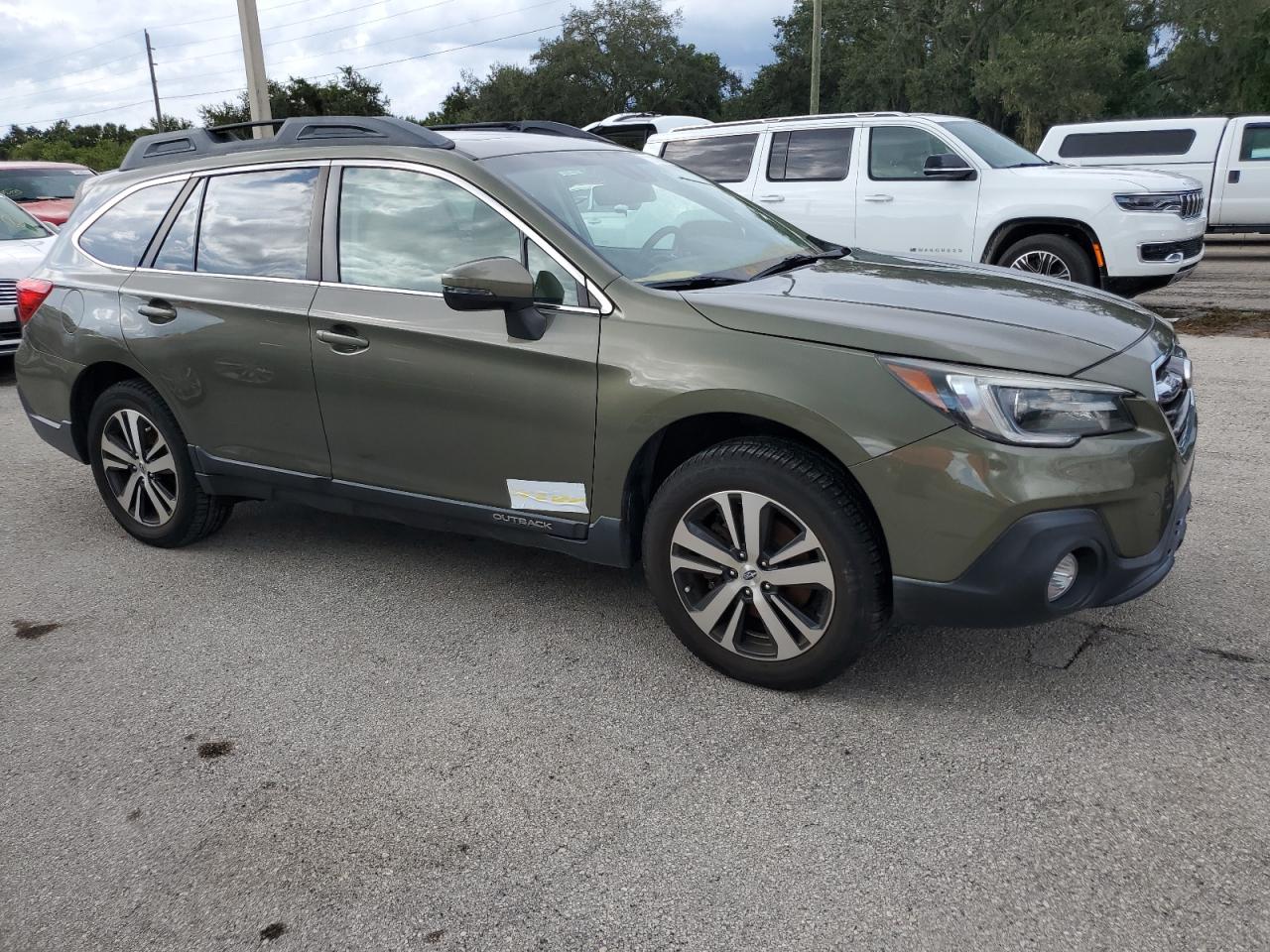 4S4BSANC9K3310429 2019 Subaru Outback 2.5I Limited