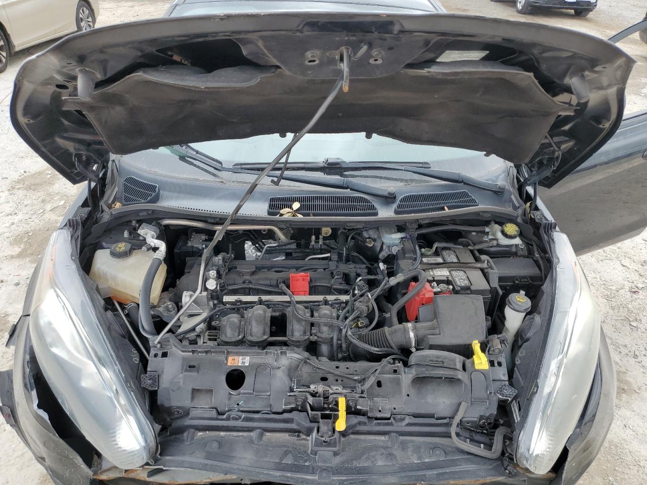 2018 Ford Fiesta - Image 11