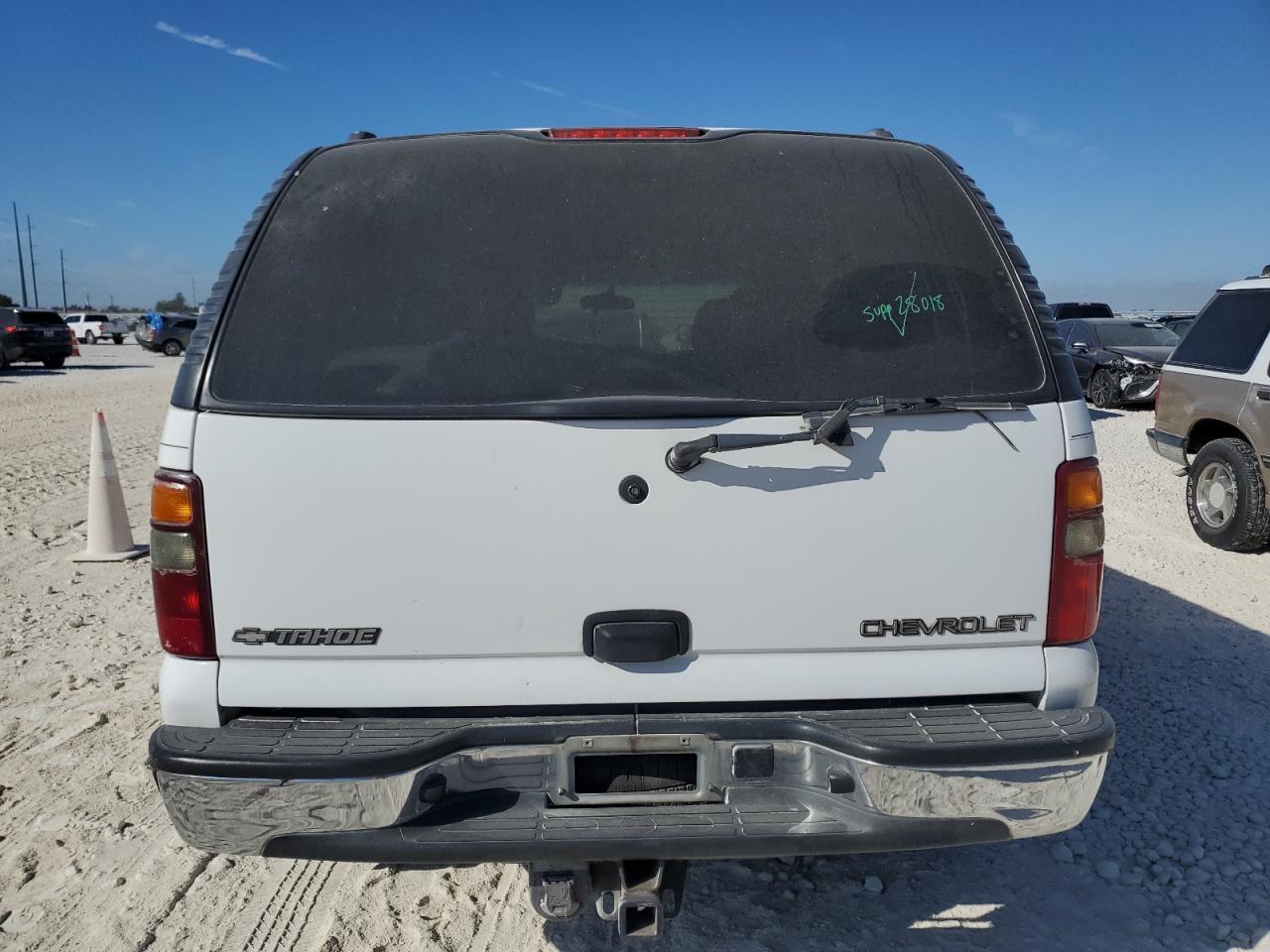 2002 Chevrolet Tahoe C1500 VIN: 1GNEC13Z92R274087 Lot: 76980084