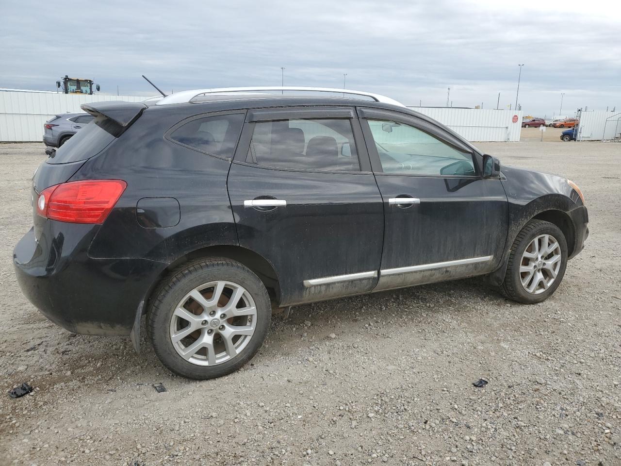 2012 Nissan Rogue - Image 3