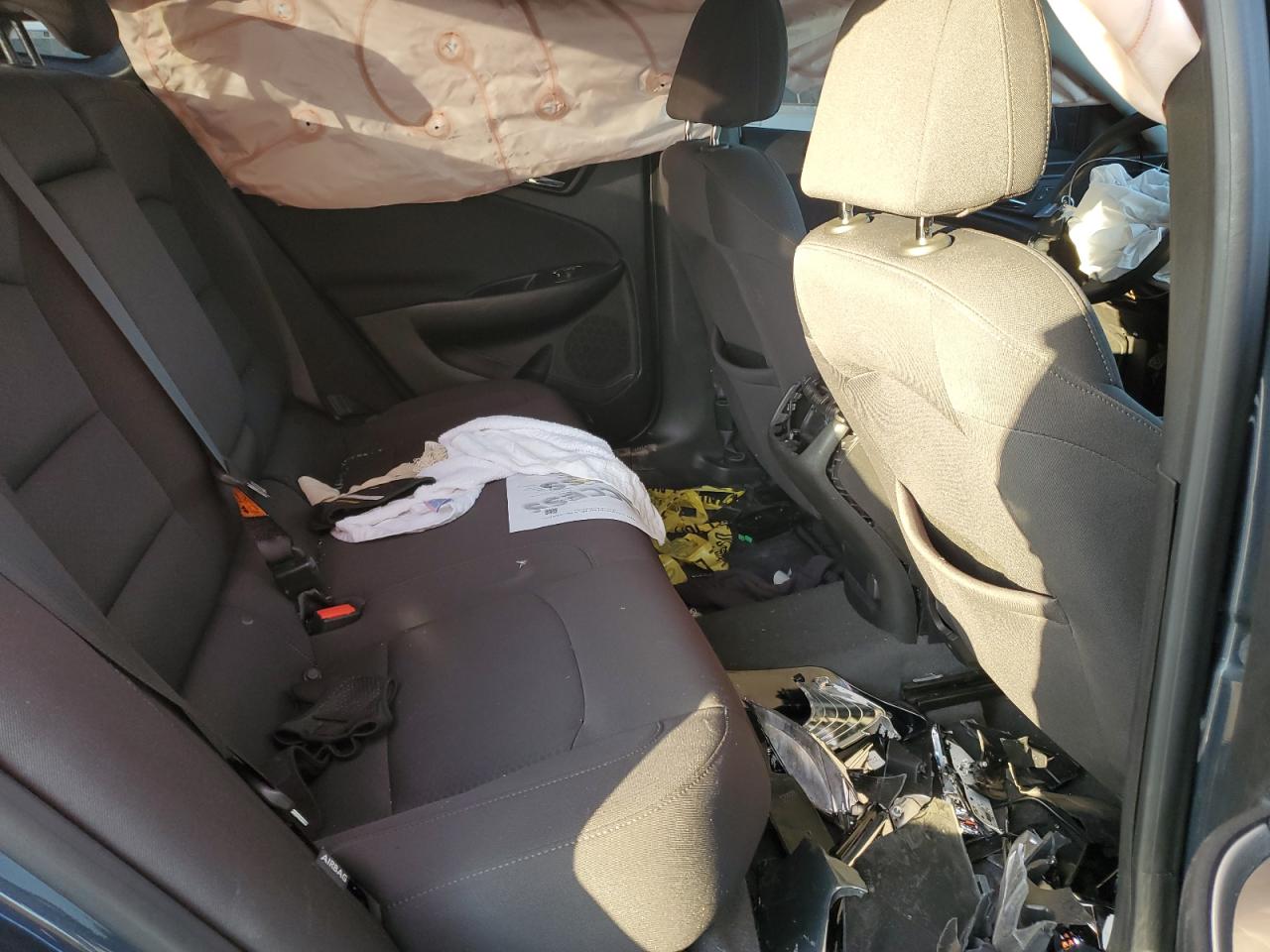 2019 Chevrolet Malibu - Image 10