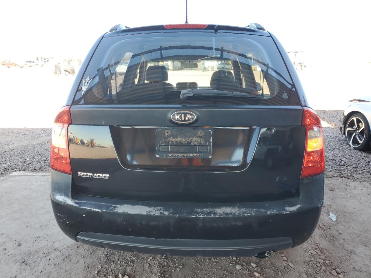 2007 Kia Rondo - Image 6
