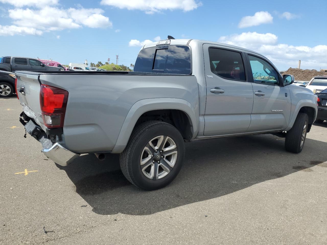 VIN 5TFAZ5CN1KX082863 2019 TOYOTA TACOMA no.3