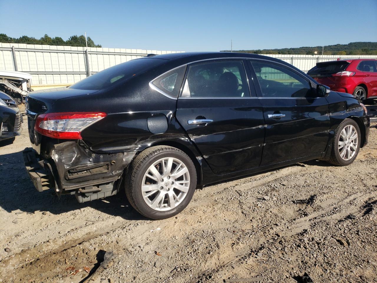 2015 Nissan Sentra - Image 3