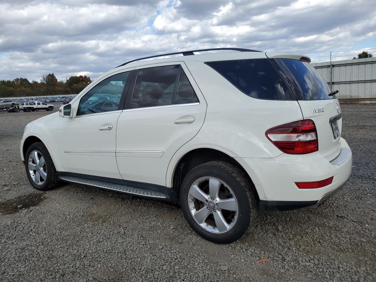 2011 Mercedes-Benz Ml 350 4Matic VIN: 4JGBB8GB2BA676421 Lot: 75213614