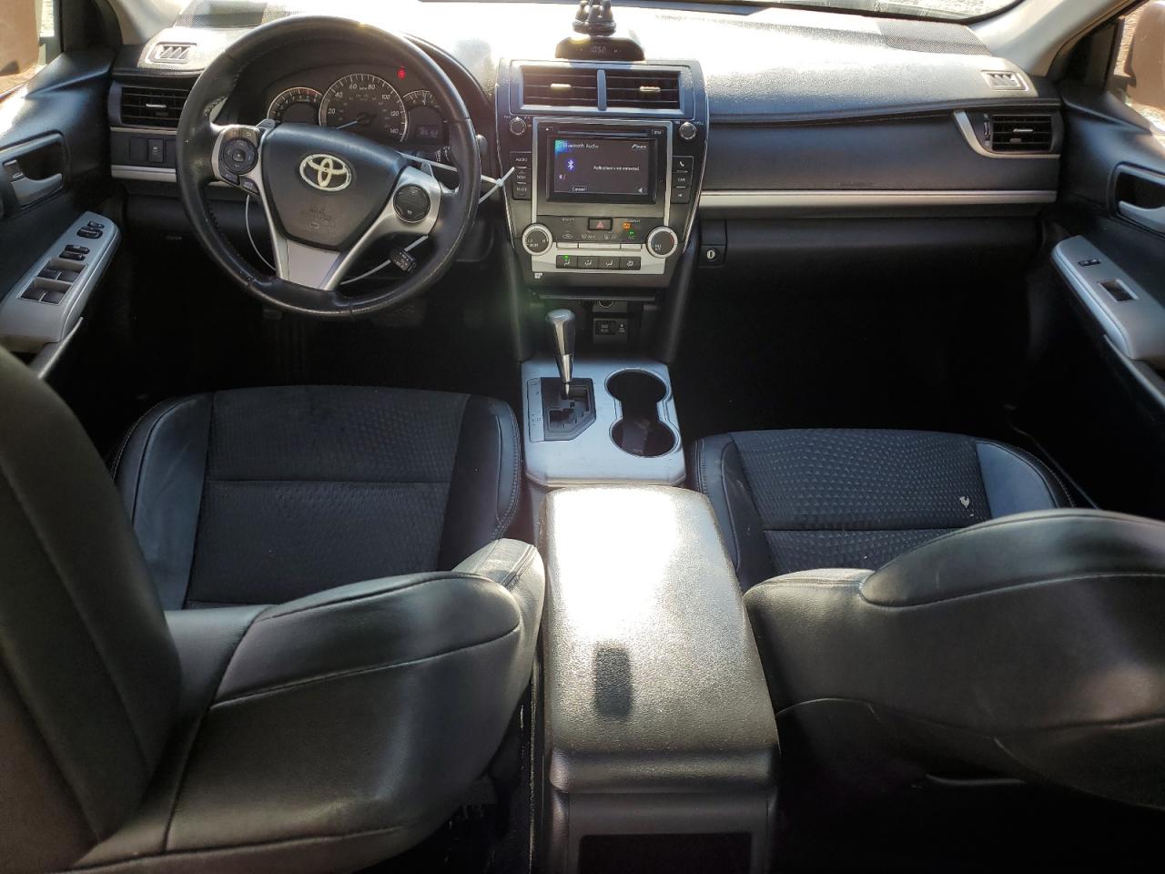 2012 Toyota Camry - Image 8