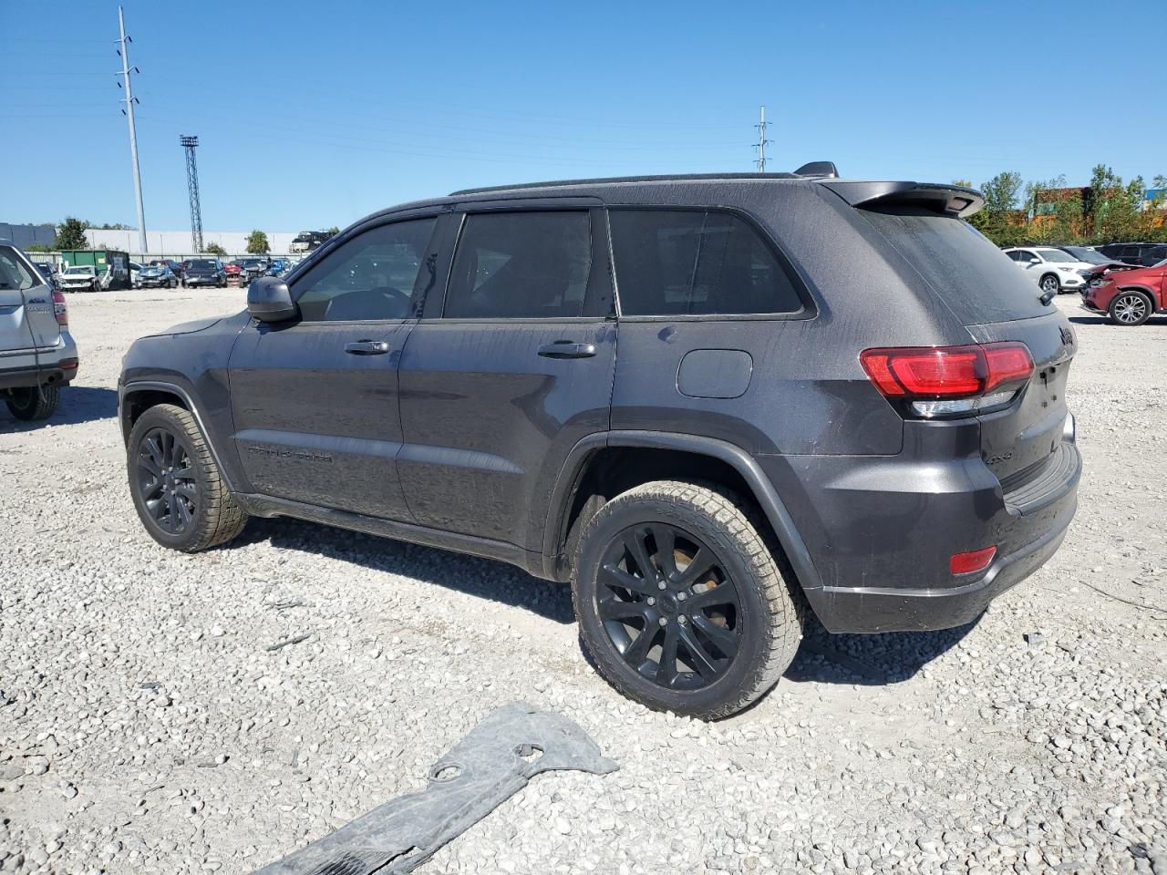 1C4RJFAG6KC587549 2018 JEEP GRAND CHEROKEE - Image 2