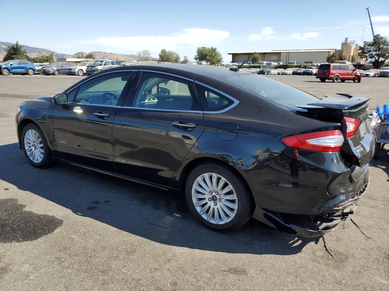 2014 Ford Fusion - Image 2