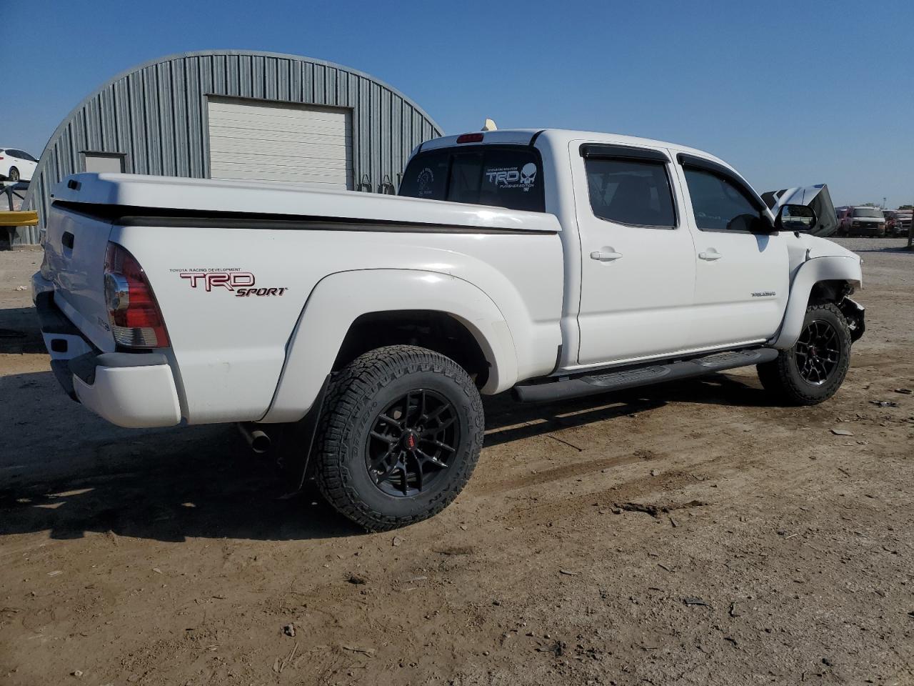 2013 Toyota Tacoma - Image 3