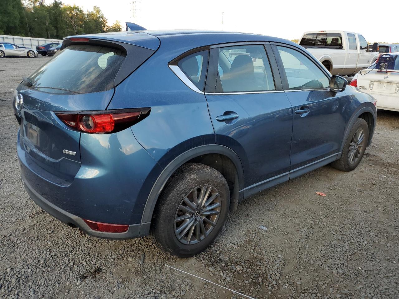 2017 Mazda CX-5 - Image 3