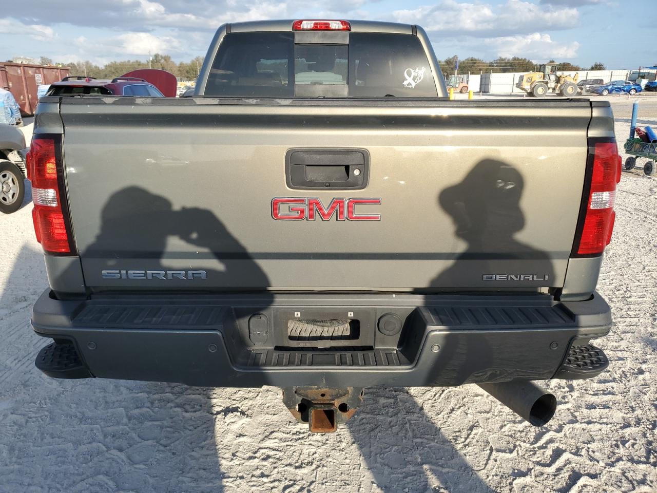 1GT12UEY6HF201897 2017 GMC Sierra K2500 Denali