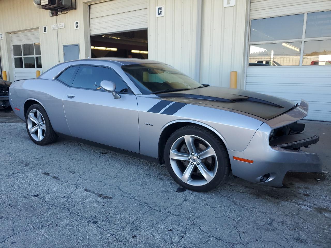 2017 Dodge Challenger - Image 4