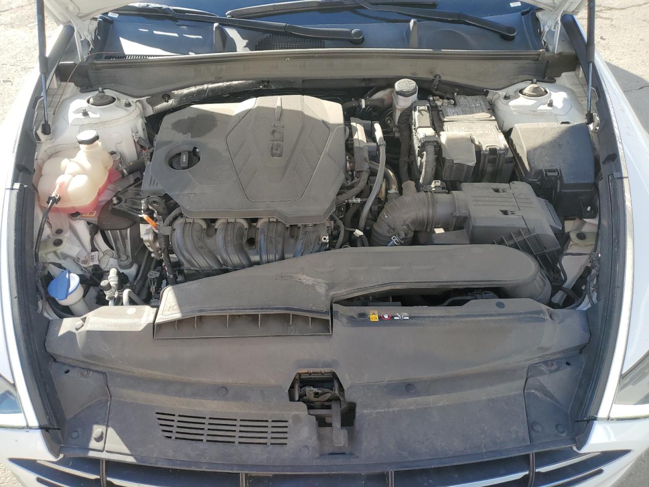 2022 Hyundai Sonata - Image 11