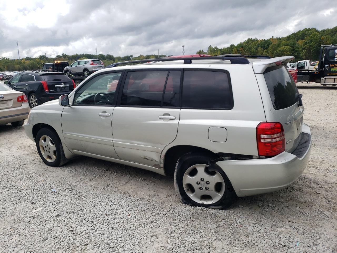 2003 Toyota Highlander - Image 2