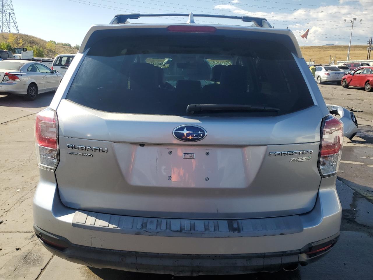 JF2SJARC1HH564733 2017 Subaru Forester 2.5I Limited