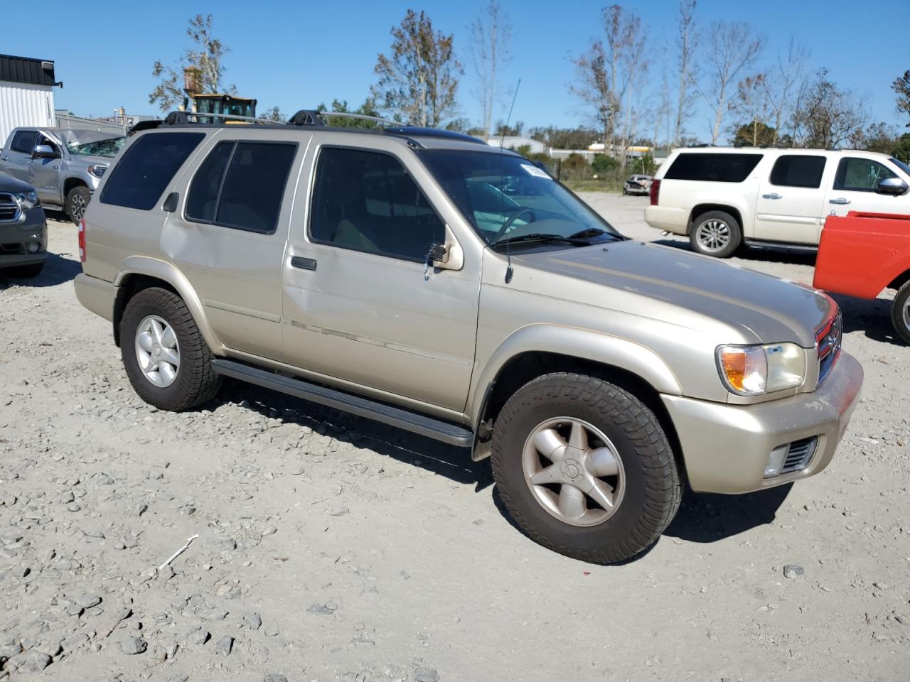 2001 Nissan Pathfinder - Image 4